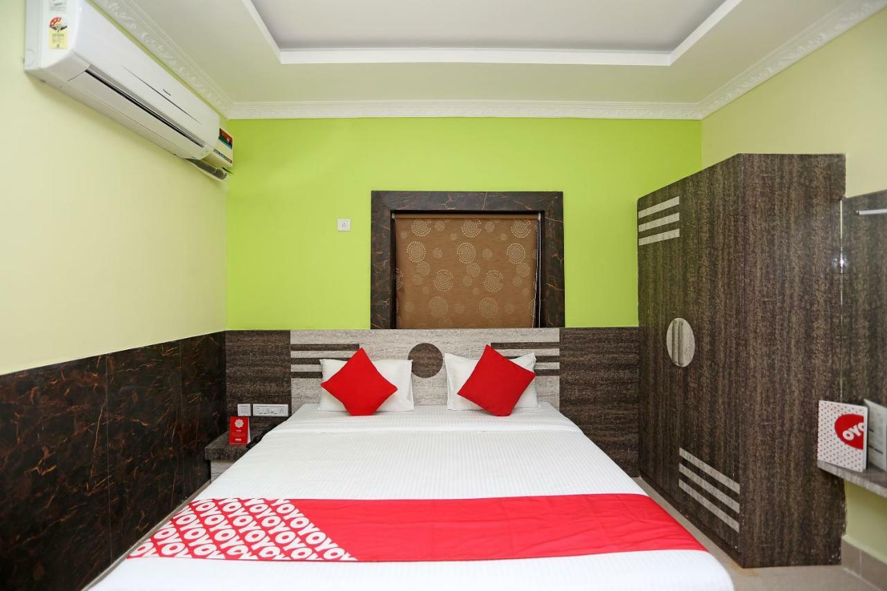Oyo 24317 Aditya Guest House 3 Bhubaneswar Bagian luar foto